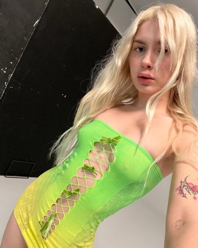 Aleyna Tilki İfşa Meme Ucu - turkifsa.website - 25 Aleyna Tilki İfşa Meme Ucu - turkifsa.website - 25